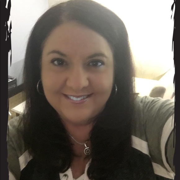 Meet your Posher, Candy - Picture 1 of 1